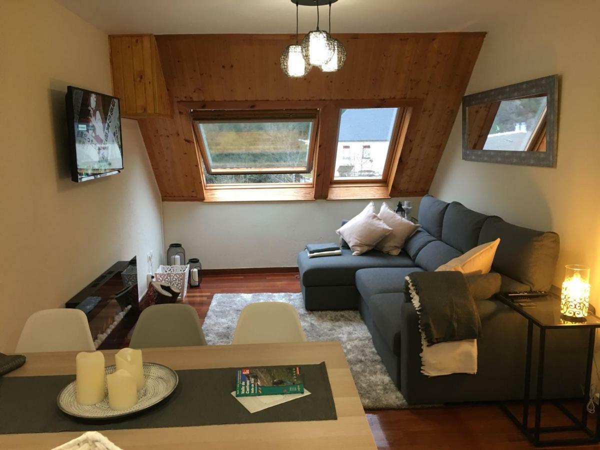 Magnifico Atico Duplex Con Vistas A La Montana Lägenhet Canfranc Exteriör bild